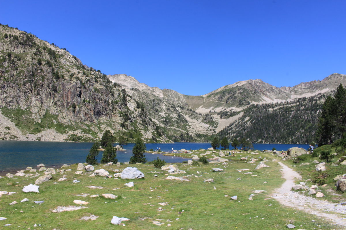 Lac d'Aubert dans le Massif du Néouvielle